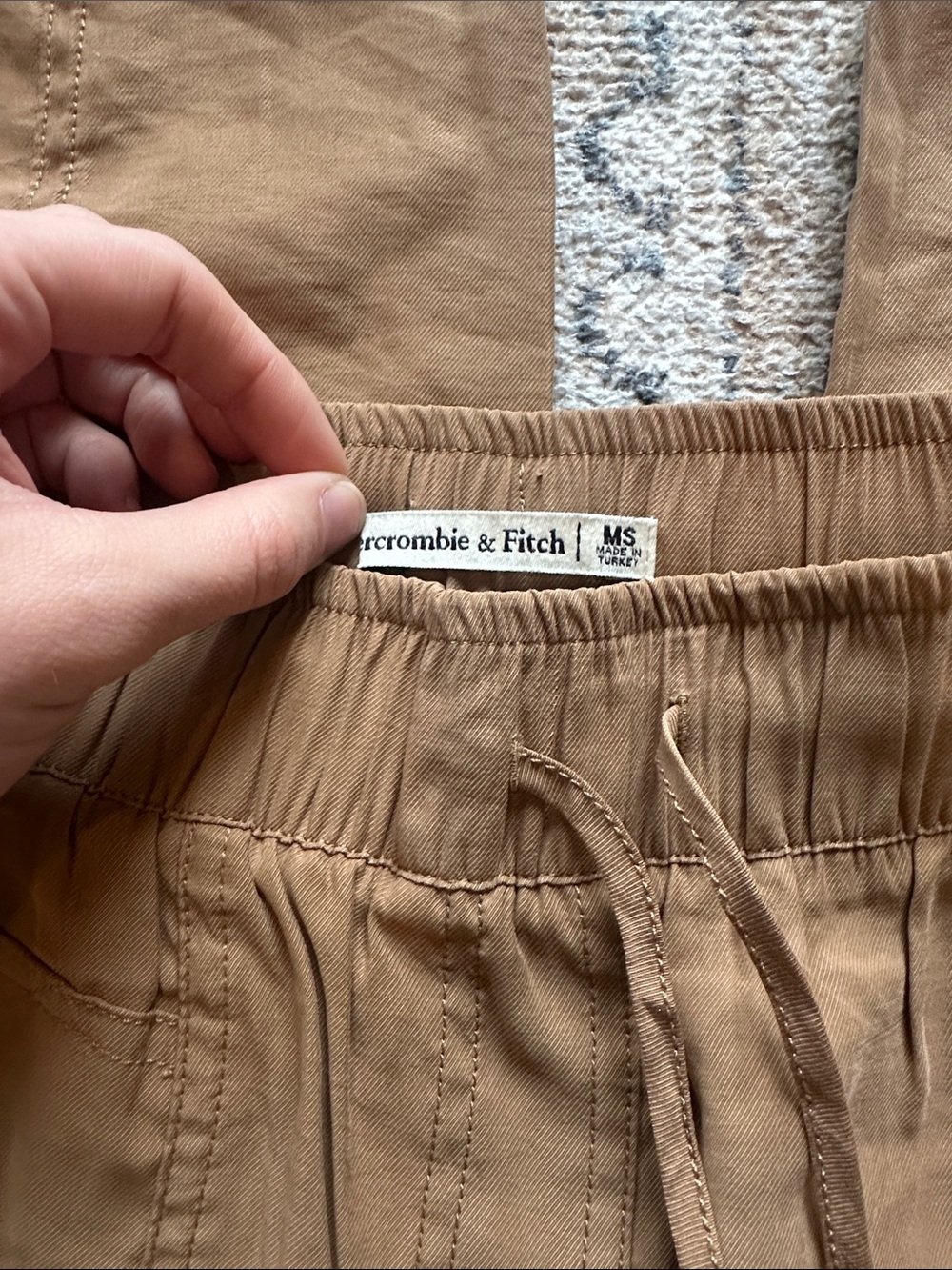 Abercrombie & Fitch Women's Utility Jogger Pants in Brown - Picture 3 of 4